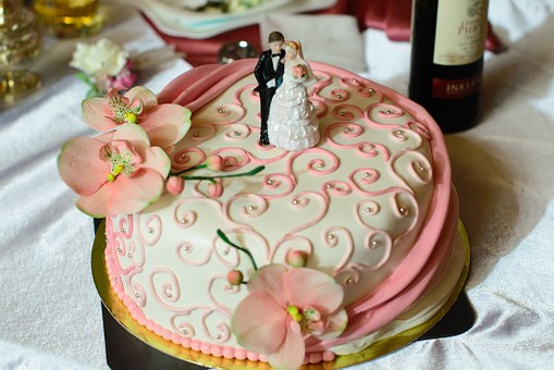 wedding-cake-975344__340